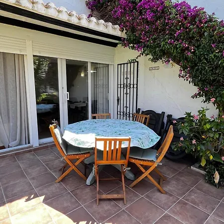 El Conserje Apartment *